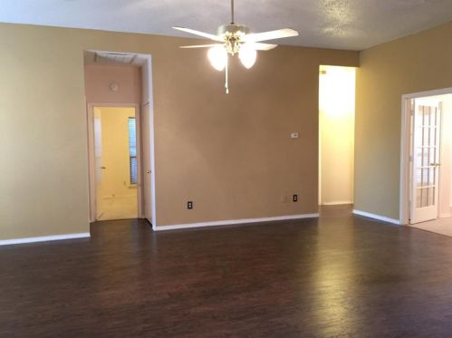 5205 Wood Creek Ln, Garland TX  75044-4940 exterior