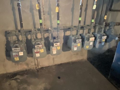 189 Hamlet St, Fall River MA 02724-3363 exterior