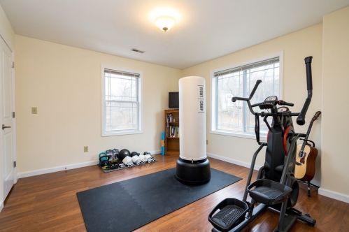 23 Russellville Rd, Montgomery MA 01085-1187 exterior