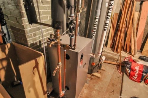 17 Pelham St, Methuen MA 01844-2017 exterior