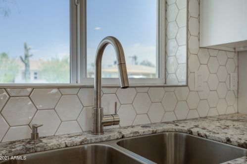 4629 Coronado Rd, Phoenix AZ  85008-4140 exterior