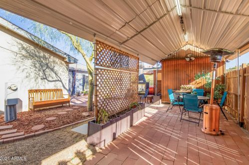 42010 3 St, Phoenix AZ 85086-7300 exterior