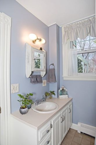 221 Union St, Weymouth MA 02190-2827 exterior