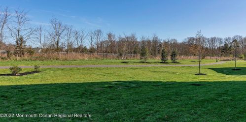 42 Kyle Dr, Tinton Falls NJ  07712-7536 exterior