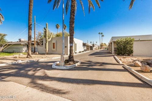 3001 38th St, Phoenix AZ  85040-1657 exterior