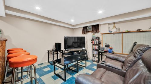 6726 41 St, Forest View IL 60402-4175 exterior