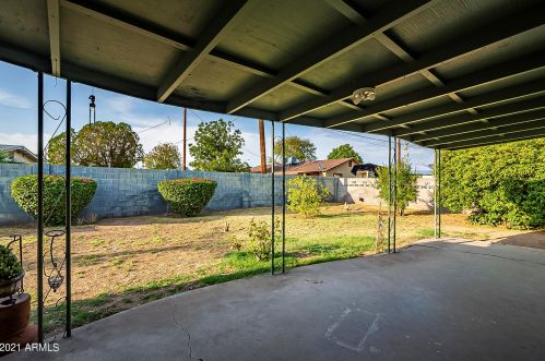 3910 Edgemont Ave, Phoenix AZ 85035-1533 exterior