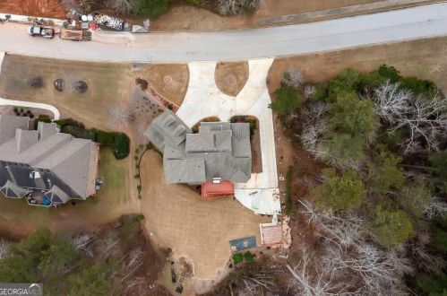 2404 Wild Oak Ct, Stockbridge GA 30281-9210 exterior