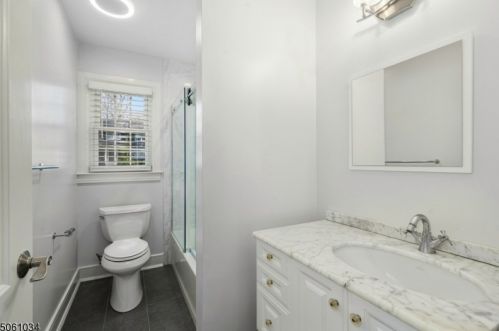 3 Arlyn Ln, Dover NJ 07869-4769 exterior