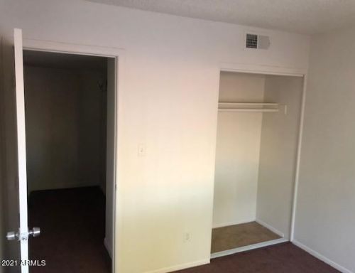 4255 67 Dr, Phoenix AZ 85033-8247 exterior