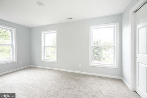 202 7th St, West Deptford NJ  08086-3125 exterior