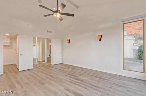 21 Beryl Ave, Phoenix AZ  85021-2480 exterior