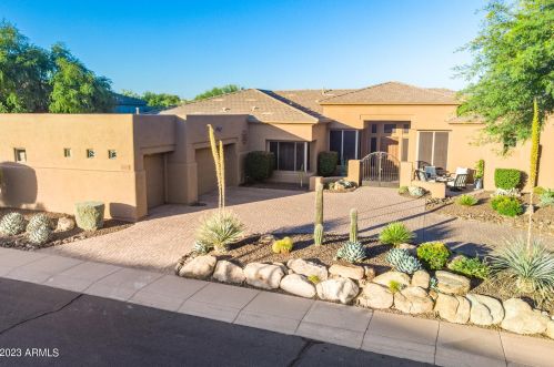 22843 54th St, Phoenix AZ  85054-7199 exterior