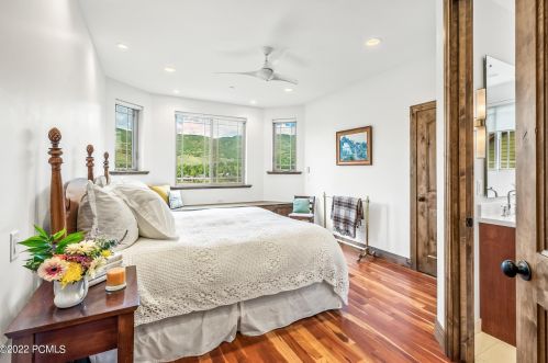 3228 Lower Saddleback Rd, Park City UT 84098-5699 exterior