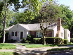 61 Wendell Rd, Newton, MA 02459-2650