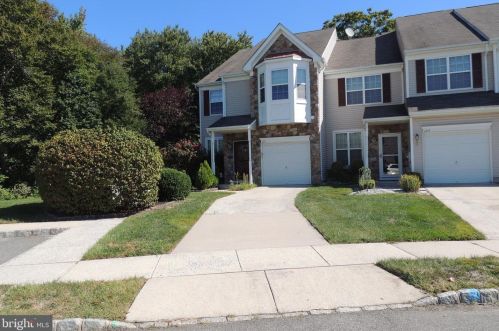 121 Chancellor Dr, West Deptford NJ  08096-5158 exterior