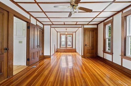 64 Brk Ave, Newton MA 02460-1508 exterior