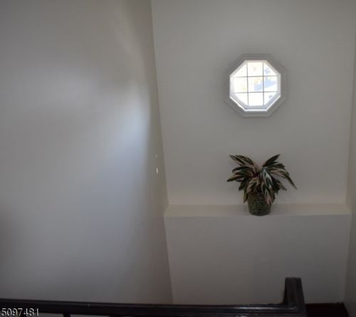 421 Union Ave, Belleville, NJ 07109-2163