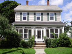 5 Emerson St, Newton, MA 02458-1603