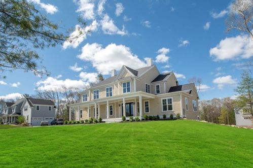 494 Holly Rd, Marshfield, MA 02050-1767