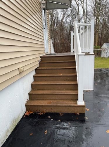 30 Pamela Dr, New Bedford, MA 02740-1922