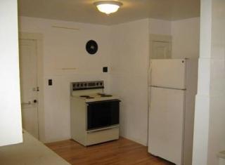 26 Edgecliff Rd, Watertown MA  02472-3546 exterior