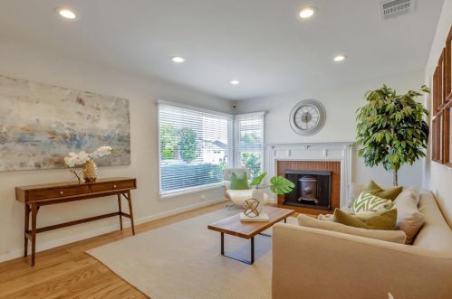 15057 Dewey St, San Leandro CA  94579-1605 exterior