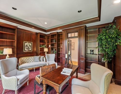 3 Glenwood Rd, Southborough MA 01772-1127 exterior