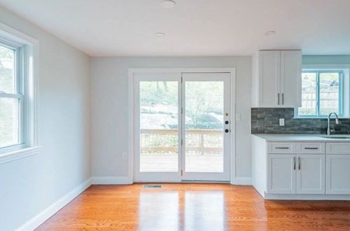 56 Pine Cliff Rd, Weymouth MA  02189-1910 exterior