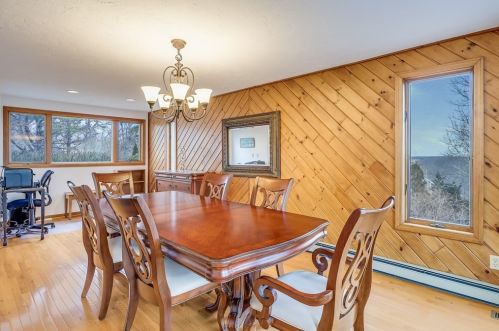 70 Ellisville Rd, Plymouth MA 02360-1348 exterior