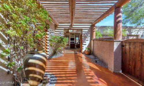 9416 47 St, Phoenix AZ 85028-5204 exterior