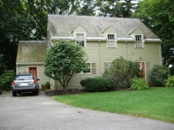 62 Agawam Rd, Newton, MA 02468-1338