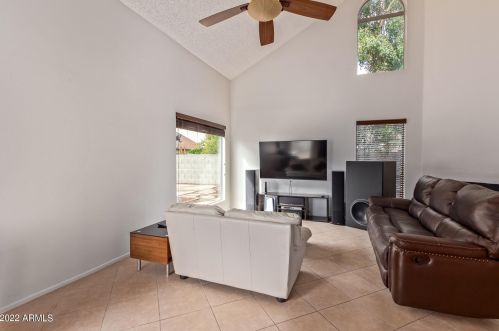 19242 5 Pl, Phoenix AZ 85042-4258 exterior