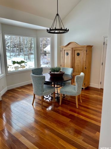 36 Lone Holw Dr, Sandy UT 84092-5530 exterior