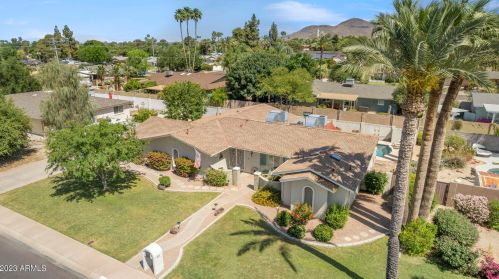 210 Butler Dr, Phoenix AZ 85051-4649 exterior