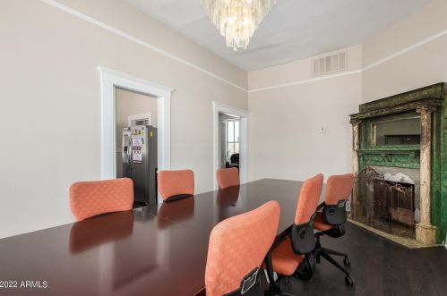 819 3rd Ave, Phoenix AZ 85023-6204 exterior