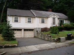 187 Varick Rd, Newton, MA 02468-1827