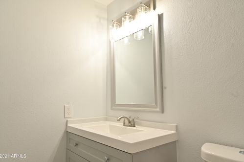 1601 Eugie Ave, Phoenix AZ  85029-1719 exterior