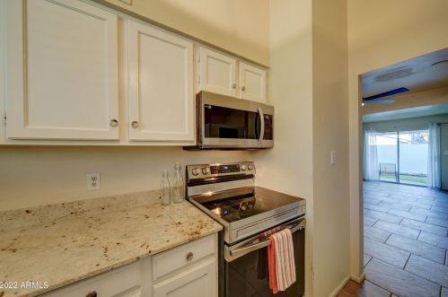 1112 Belmont Ave, Phoenix AZ 85051-6763 exterior