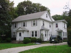 14 Larchmont Ave, Newton, MA 02468-2031
