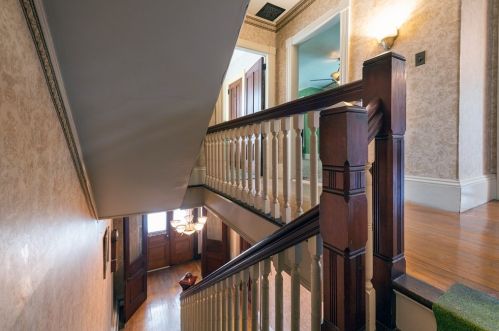 119 Main St, North Brookfield MA 01535-1438 exterior