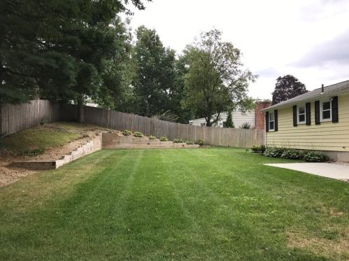 38 Jarvis Cir, Needham MA  02492-2017 exterior