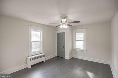 1635 Delaware St, West Deptford NJ 08066-1416 exterior