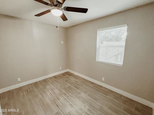 2221 27th St, Phoenix AZ 85008-4924 exterior