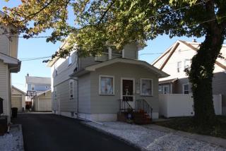 875 Devon St, Kearny NJ  07032-3810 exterior