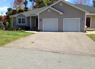 17 Village Rd, Worcester, MA 01612-1347