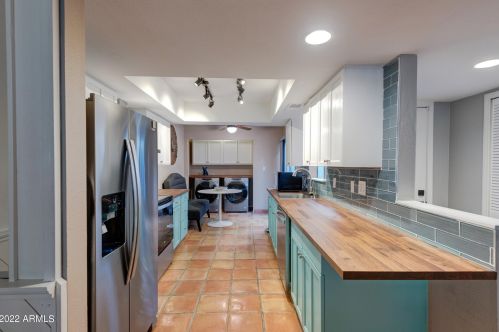 2609 Edgemont Ave, Phoenix AZ 85035-1716 exterior