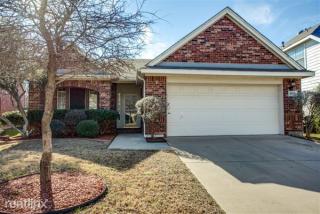 8029 Hosta Way, Fort Worth TX  76123-1830 exterior