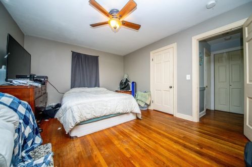 5 Roland Ave, Fall River MA  02726-2639 exterior