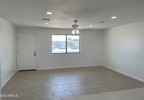 3302 Altadena Ave, Phoenix AZ  85029-3217 exterior